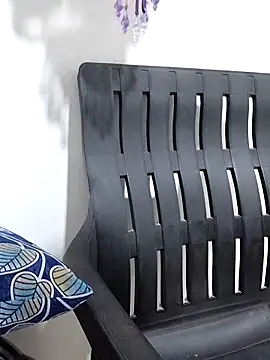 Snapshot of sneha_bebo chatting on November 18, 2025, 3:59 pm sneha bebo online show from November 18, 2025, 3:59 pm