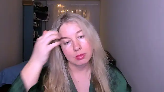 NancySanders online show from May 7, 2026, 8:12 pm