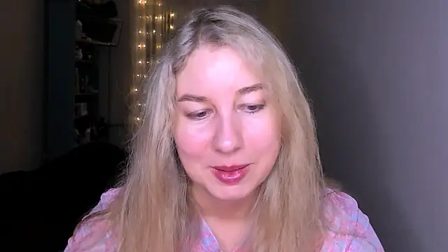 NancySanders online show from April 23, 2026, 3:57 pm
