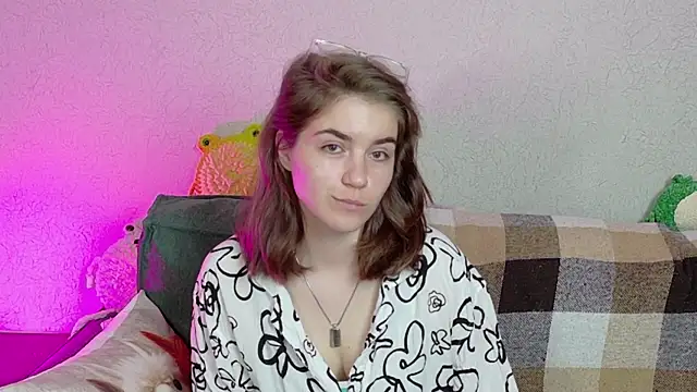 Snapshot of ElzaBlis chatting on May 13, 2026, 1:18 pm ElzaBlis online show from May 13, 2026, 1:18 pm