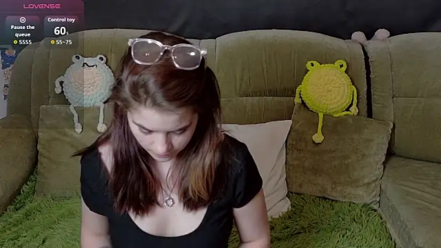 ElzaBlis online show from February 6, 2026, 4:25 pm