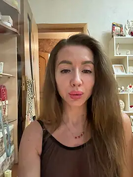 Snapshot of MarinaDiva11_74 chatting on March 19, 2026, 8:31 pm MarinaDiva11 74 online show from March 19, 2026, 8:31 pm