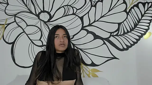 RousyMoon online show from November 4, 2025, 1:04 pm