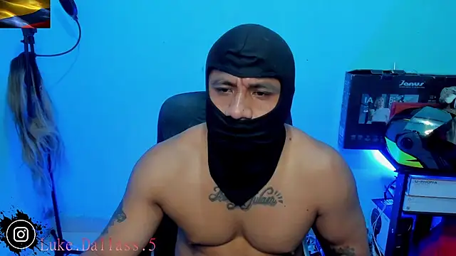 zeus 7777 online show from May 4, 2026, 7:44 am