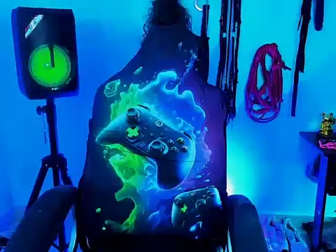 Snapshot of zeus_7777 chatting on November 19, 2025, 6:35 am zeus 7777 online show from November 19, 2025, 6:35 am