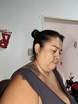 Snapshot of NARNYALABELLA chatting on June 8, 2026, 1:00 pm NARNYALABELLA online show from June 8, 2026, 1:00 pm