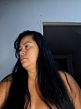 NARNYALABELLA online show from May 2, 2026, 9:47 am
