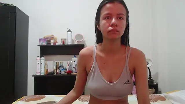 Snapshot of nathaly_jones_ chatting on July 1, 2026, 12:27 pm nathaly jones online show from July 1, 2026, 12:27 pm