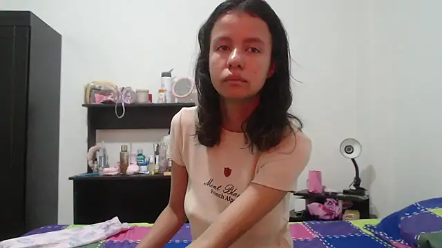 Snapshot of nathaly_jones_ chatting on June 22, 2026, 12:13 pm nathaly jones online show from June 22, 2026, 12:13 pm