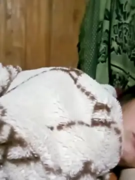 maple694 online show from December 14, 2025, 10:26 pm