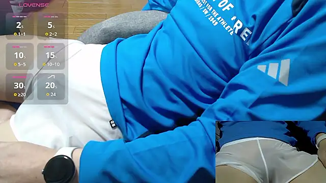 Snapshot of Yasu2000 chatting on November 15, 2025, 2:15 am Yasu2000 online show from November 15, 2025, 2:15 am