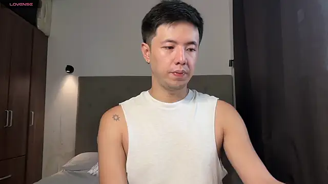 Addictiveboi online show from May 25, 2026, 3:06 am