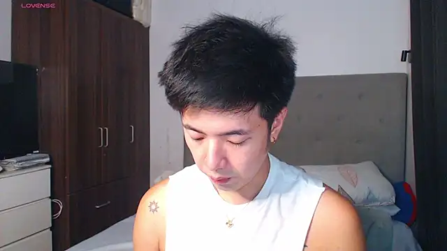 Snapshot of Addictiveboi chatting on March 22, 2026, 6:15 am Addictiveboi online show from March 22, 2026, 6:15 am