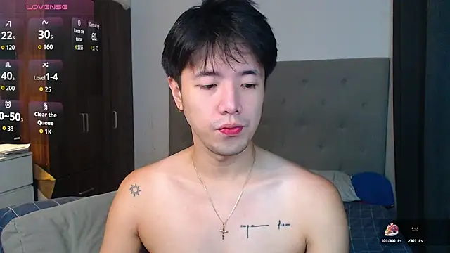 Snapshot of Addictiveboi chatting on October 10, 2025, 2:45 am Addictiveboi online show from October 10, 2025, 2:45 am