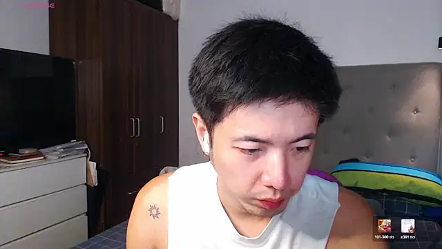 Snapshot of Addictiveboi chatting on February 22, 2026, 3:53 am Addictiveboi online show from February 22, 2026, 3:53 am