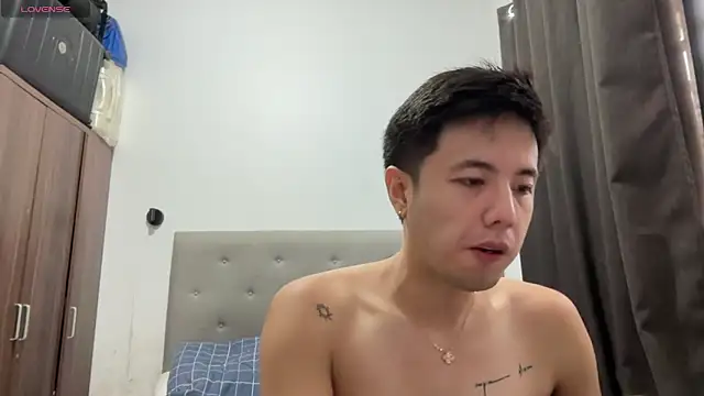 Addictiveboi online show from June 4, 2026, 3:22 am