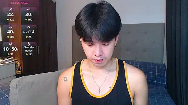 Snapshot of Addictiveboi chatting on October 29, 2025, 3:05 am Addictiveboi online show from October 29, 2025, 3:05 am