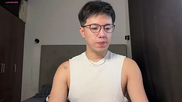 Addictiveboi online show from May 9, 2026, 2:15 am