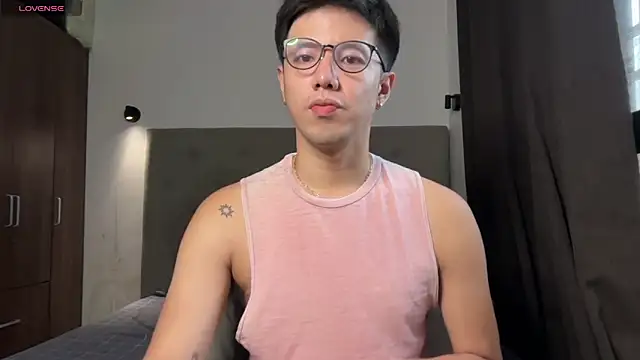Addictiveboi online show from May 11, 2026, 3:08 am