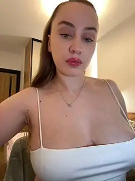 Maribelle Vinnie online show from March 18, 2026, 7:37 pm