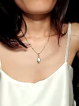 Snapshot of Hinna_x chatting on November 5, 2025, 9:12 am Hinna x online show from November 5, 2025, 9:12 am