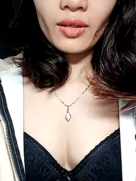 Snapshot of Hinna_x chatting on November 6, 2025, 2:54 pm Hinna x online show from November 6, 2025, 2:54 pm