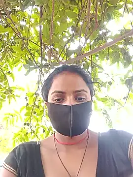 kajalbhabhi44 online show from June 8, 2026, 7:53 am