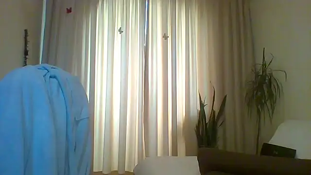 Snapshot of Marellaa chatting on May 1, 2026, 7:02 am Marellaa online show from May 1, 2026, 7:02 am