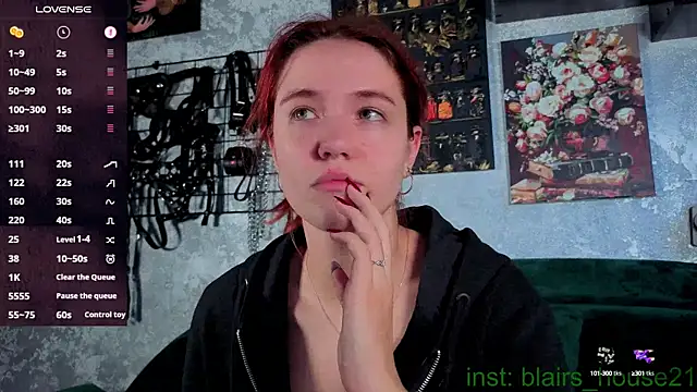 Snapshot of the_high_priestess chatting on September 27, 2025, 5:24 am the high priestess online show from September 27, 2025, 5:24 am