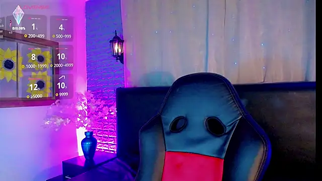 Snapshot of Cata_MW chatting on November 12, 2025, 7:18 pm Cata MW online show from November 12, 2025, 7:18 pm