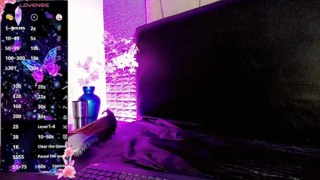 Snapshot of Cata_MW chatting on October 27, 2025, 7:04 pm Cata MW online show from October 27, 2025, 7:04 pm