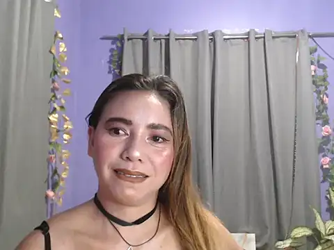 Snapshot of hotasianpinky chatting on October 25, 2025, 6:41 pm hotasianpinky online show from October 25, 2025, 6:41 pm