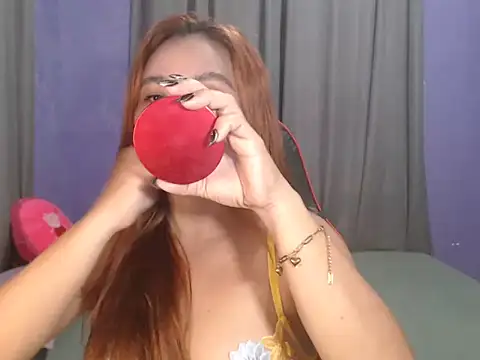 Snapshot of hotasianpinky chatting on July 13, 2026, 8:13 am hotasianpinky online show from July 13, 2026, 8:13 am