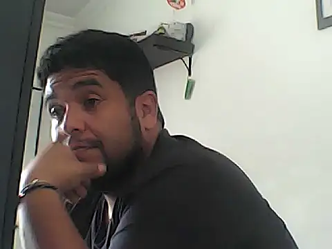 Snapshot of Rolo-Sumiso chatting on September 23, 2025, 1:29 pm Rolo-Sumiso online show from September 23, 2025, 1:29 pm