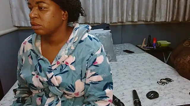 Snapshot of SlutyAngelxxx chatting on October 30, 2025, 9:11 pm SlutyAngelxxx online show from October 30, 2025, 9:11 pm