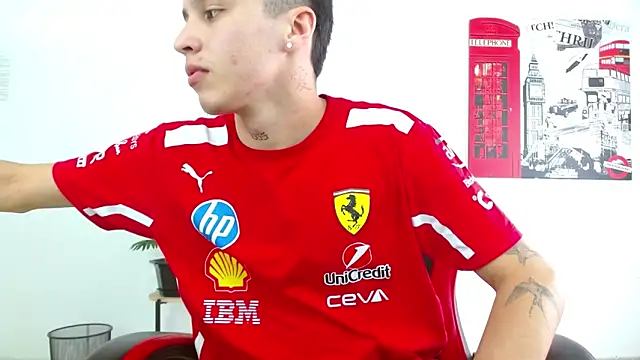 Snapshot of Cumandres18 chatting on November 29, 2025, 2:17 pm Cumandres18 online show from November 29, 2025, 2:17 pm