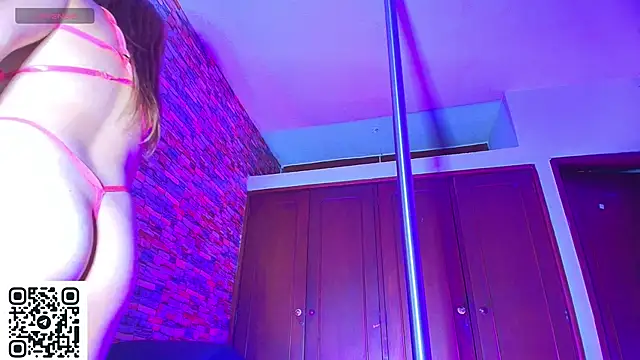 Snapshot of catalina_santana20 chatting on June 27, 2026, 2:01 pm catalina santana20 online show from June 27, 2026, 2:01 pm
