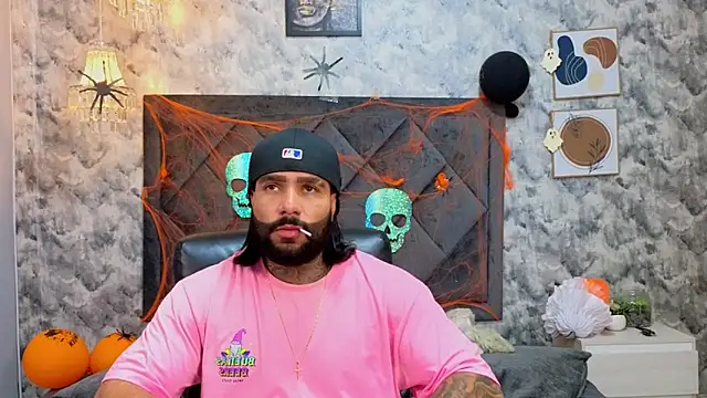 Apolo rousse1 online show from October 23, 2025, 8:18 pm