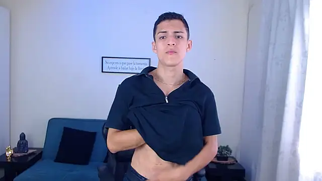 Matiius18 online show from October 29, 2025, 1:54 pm