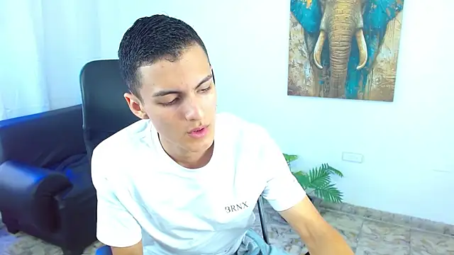 Matiius18 online show from April 29, 2026, 3:38 pm