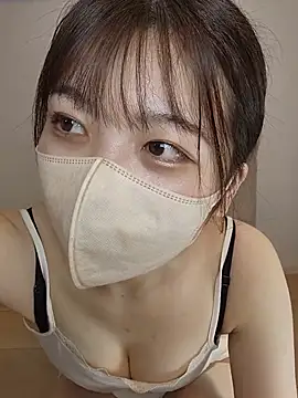 Sakura-japanese- online show from May 15, 2026, 1:03 am