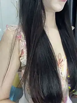 Snapshot of Dior_baby chatting on May 12, 2026, 3:47 am Dior baby online show from May 12, 2026, 3:47 am