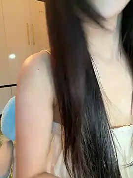 Snapshot of Dior_baby chatting on May 5, 2026, 2:47 am Dior baby online show from May 5, 2026, 2:47 am