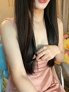 Snapshot of Dior_baby chatting on April 14, 2026, 2:05 am Dior baby online show from April 14, 2026, 2:05 am