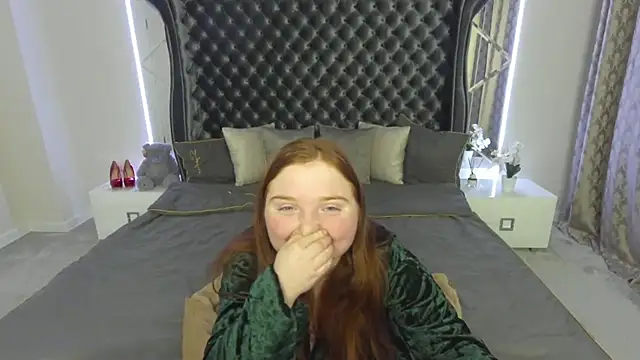 KattyRose8 online show from November 8, 2025, 6:22 pm