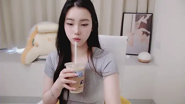 Snapshot of seoYuki chatting on November 12, 2025, 6:39 am seoYuki online show from November 12, 2025, 6:39 am