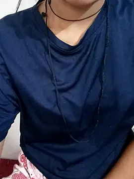 Snapshot of Vandana-Singh chatting on November 1, 2025, 2:29 am Vandana-Singh online show from November 1, 2025, 2:29 am