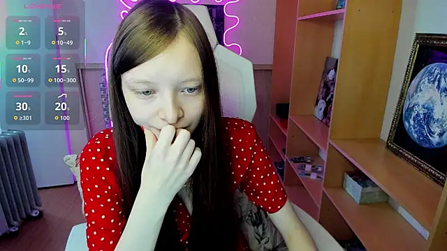 Snapshot of AliceHaris chatting on November 8, 2025, 3:21 am AliceHaris online show from November 8, 2025, 3:21 am