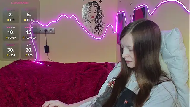 Snapshot of AliceHaris chatting on October 10, 2025, 5:30 am AliceHaris online show from October 10, 2025, 5:30 am