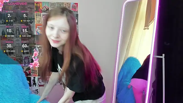 Snapshot of AliceHaris chatting on November 25, 2025, 7:08 am AliceHaris online show from November 25, 2025, 7:08 am